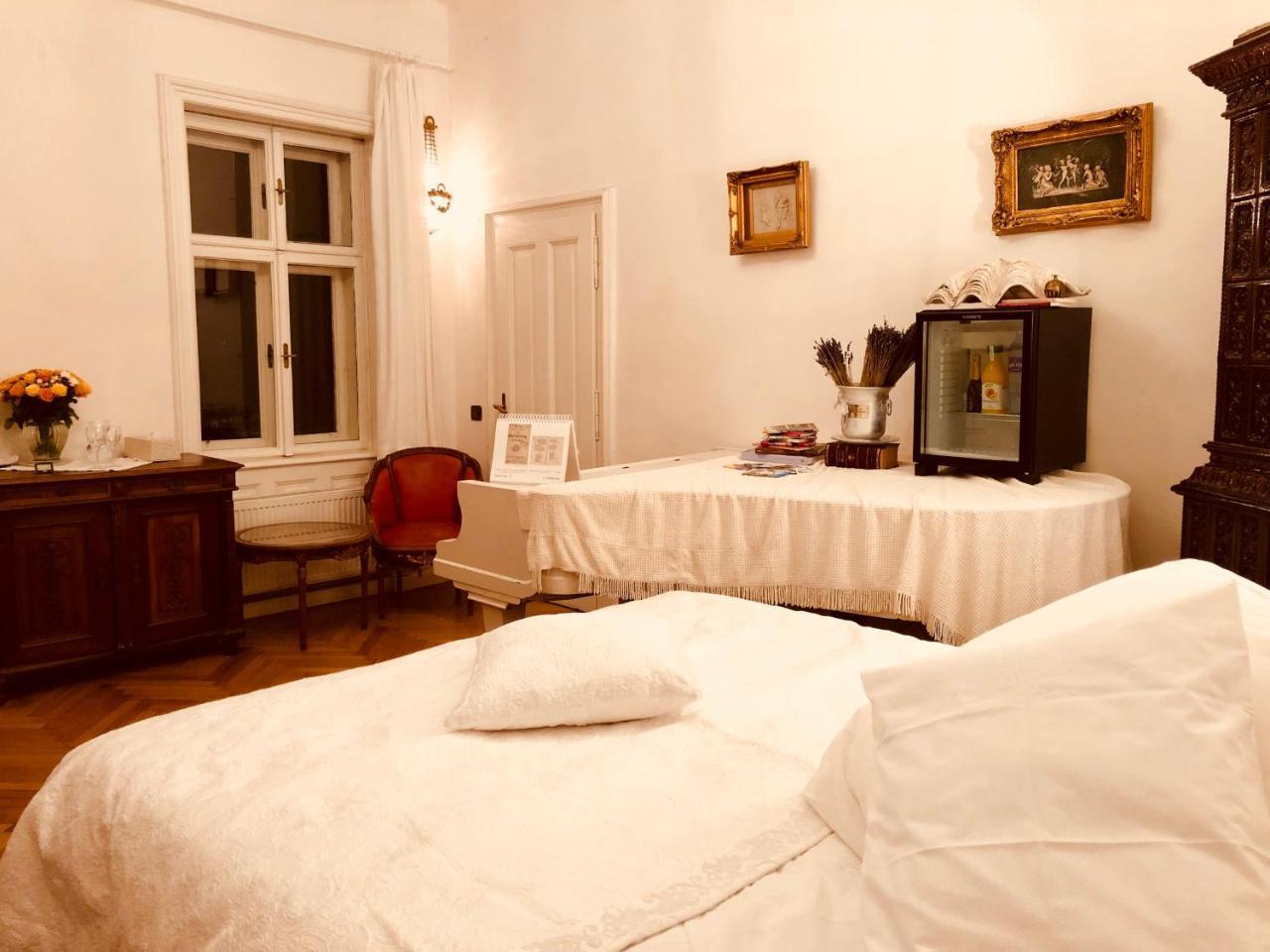 Sarah's Altstadt Oase Salzburg Bagian luar foto